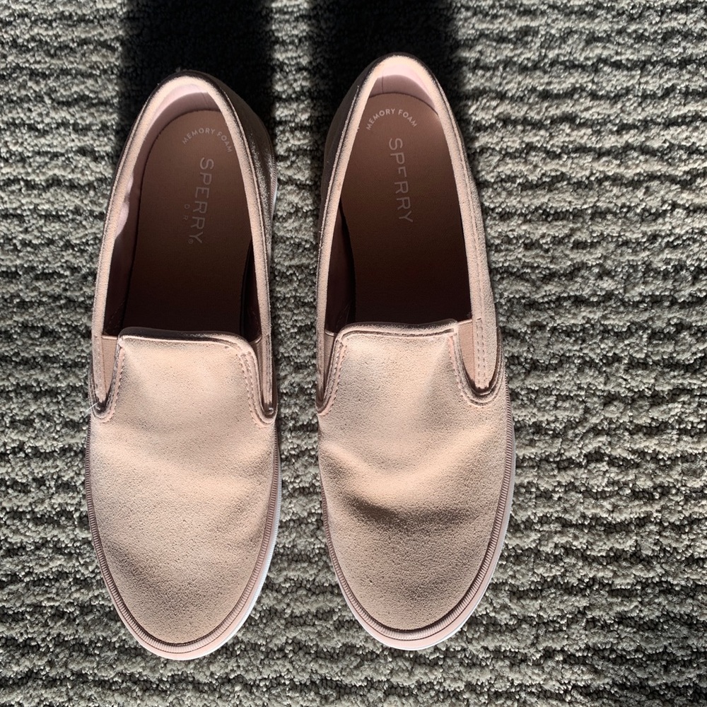 sperry seaside perf leather